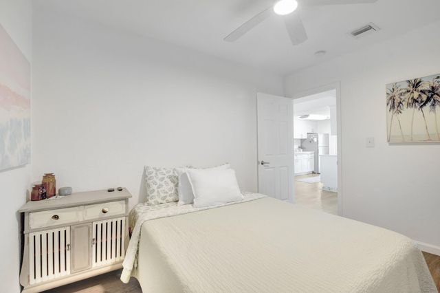 422 N H Street, Lake Worth Beach, FL 33460