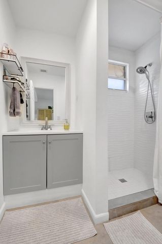 422 N H Street, Lake Worth Beach, FL 33460