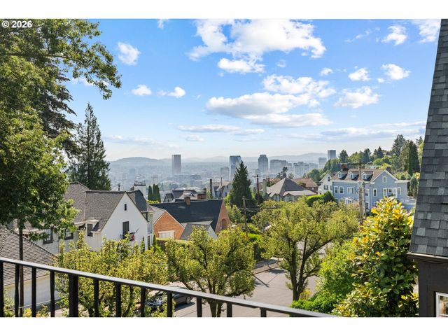 2836 Nw CUMBERLAND Rd, Portland, OR 97210