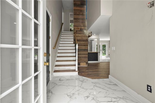 5312 Heather Lane, Atlanta, GA 30349