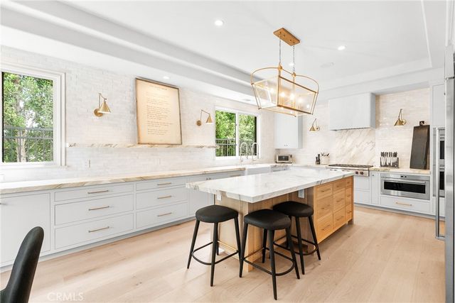 23477 Park Colombo, Calabasas, CA 91302