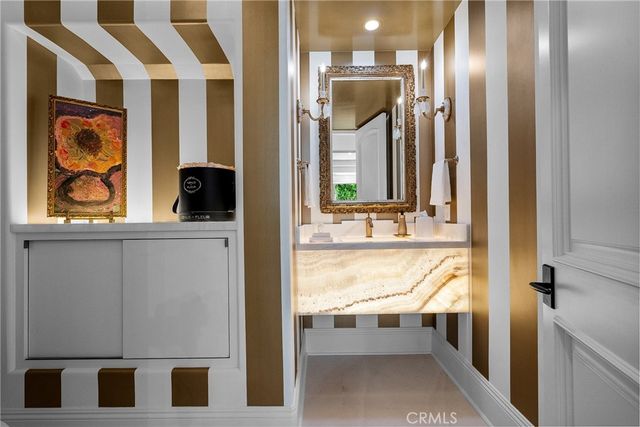 23477 Park Colombo, Calabasas, CA 91302