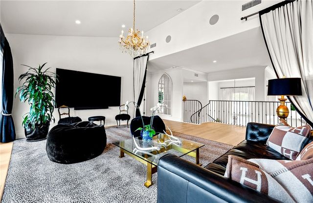 23477 Park Colombo, Calabasas, CA 91302