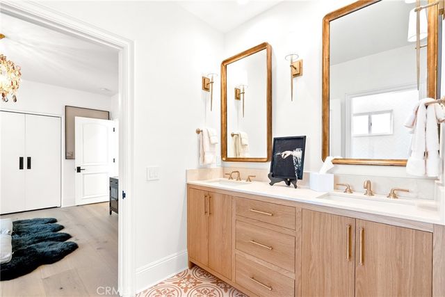 23477 Park Colombo, Calabasas, CA 91302