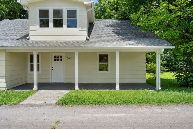102 Lowe St, Mount Pleasant, TN 38474