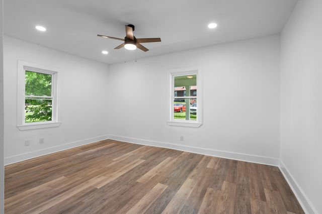 102 Lowe St, Mount Pleasant, TN 38474