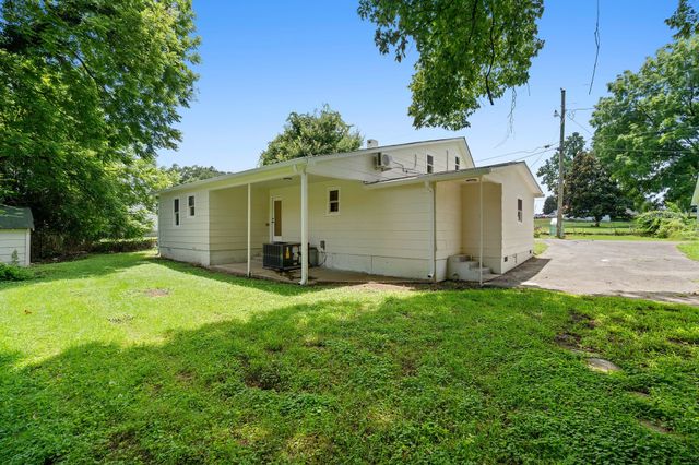 102 Lowe St, Mount Pleasant, TN 38474