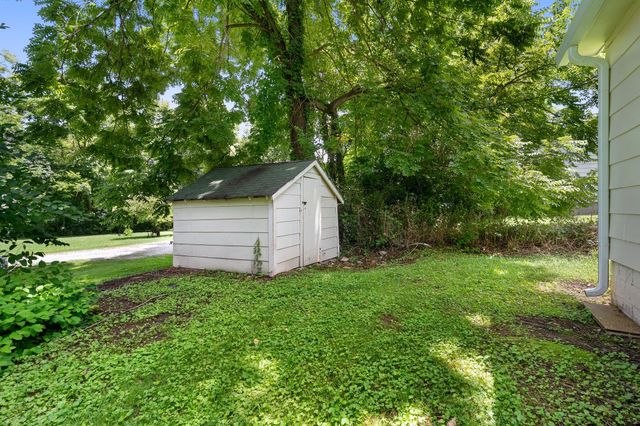 102 Lowe St, Mount Pleasant, TN 38474