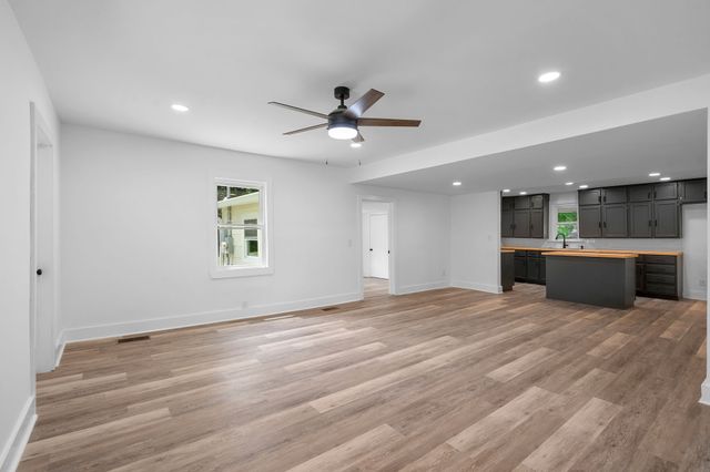 102 Lowe St, Mount Pleasant, TN 38474