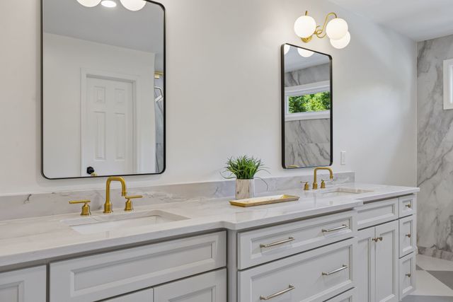 1400 Arrowhead Dr, Brentwood, TN 37027