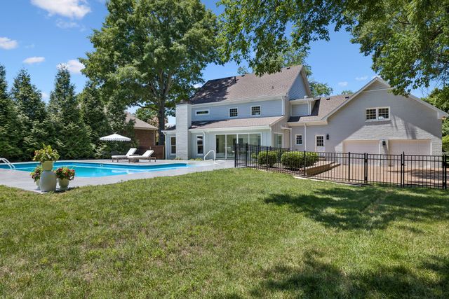 1400 Arrowhead Dr, Brentwood, TN 37027