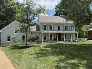 1400 Arrowhead Dr, Brentwood, TN 37027