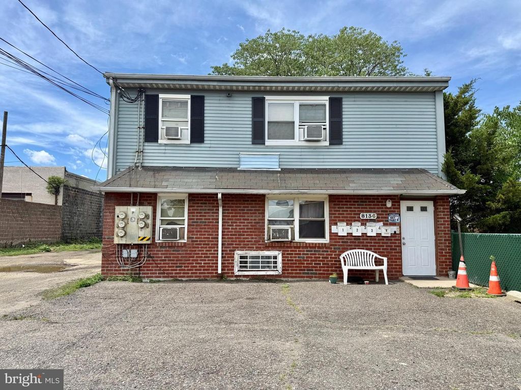 8136 ERDRICK ST, Philadelphia, PA 19136