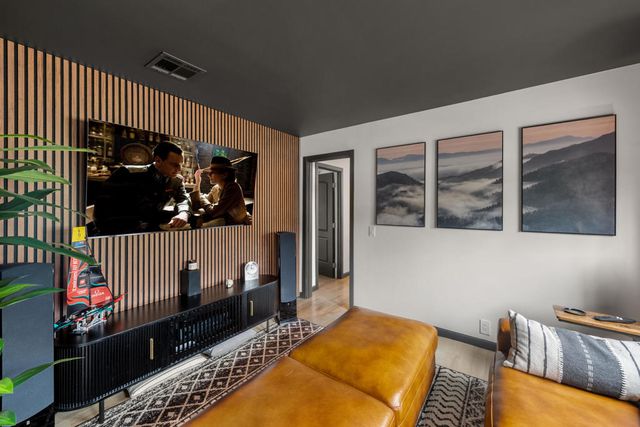 44 Country Club Drive, Palm Desert, CA 92260