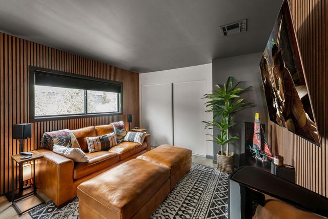 44 Country Club Drive, Palm Desert, CA 92260