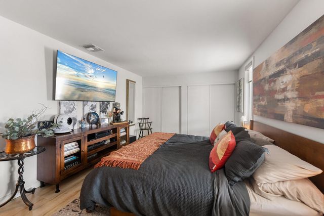 44 Country Club Drive, Palm Desert, CA 92260