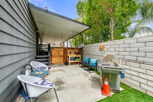 44 Country Club Drive, Palm Desert, CA 92260