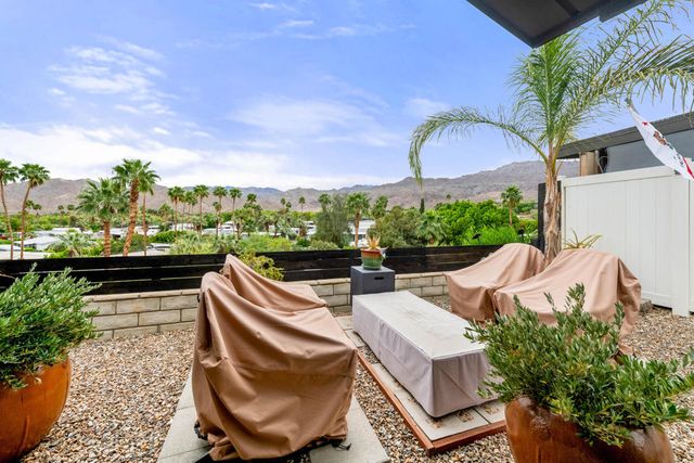 44 Country Club Drive, Palm Desert, CA 92260