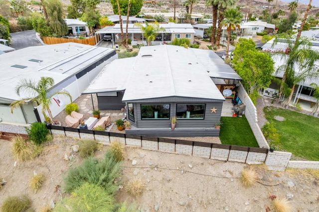 44 Country Club Drive, Palm Desert, CA 92260