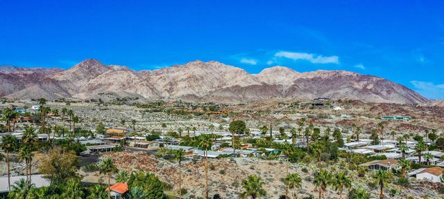 44 Country Club Drive, Palm Desert, CA 92260