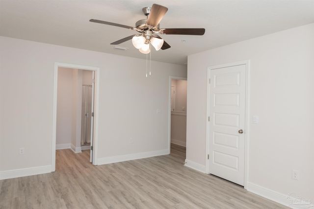 8706 Meadow Flower Ln, Pensacola, FL 32514