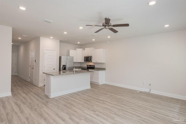 8706 Meadow Flower Ln, Pensacola, FL 32514