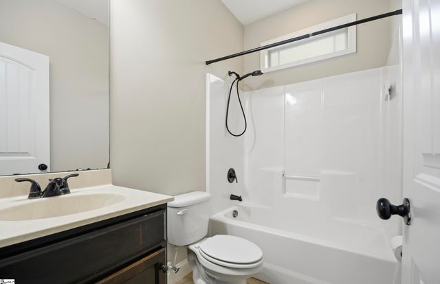 30 Caperton Way, Greer, SC 29651