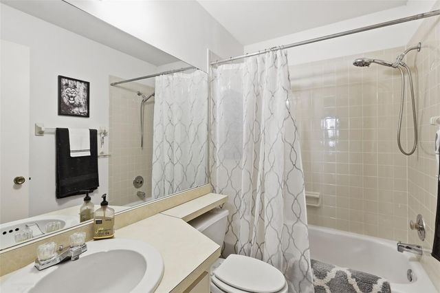 1708 CURRY TRAIL 3, Nokomis, FL 34275