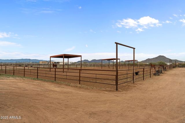 46130 W TROTTER Road, Wickenburg, AZ 85390