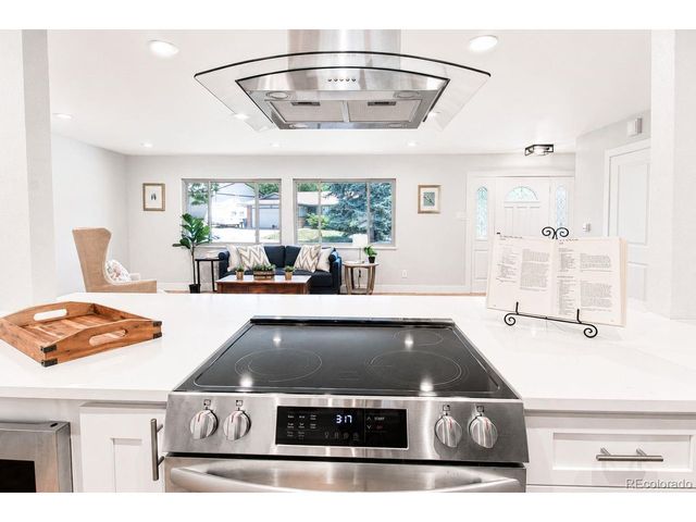 1969 S Urban St, Lakewood, CO 80228