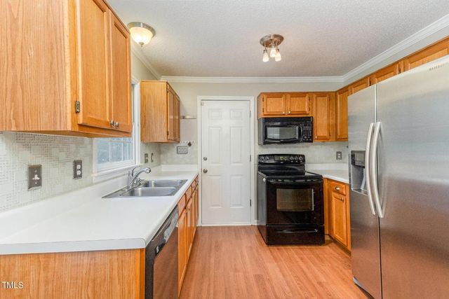109 Gatepost Lane, Cary, NC 27513