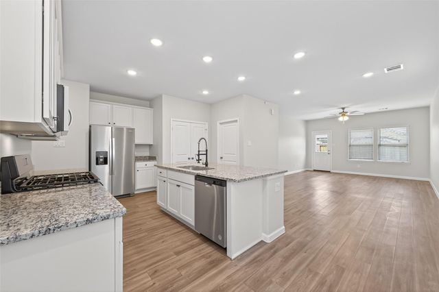 17104 Coulter Pine Court, Conroe, TX 77302