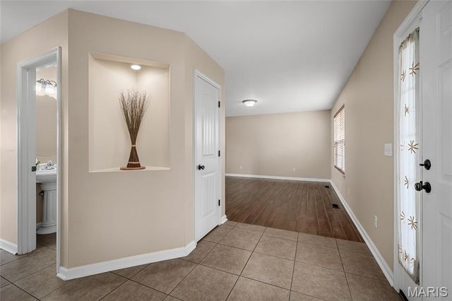 672 Berrywine Lane, Arnold, MO 63010