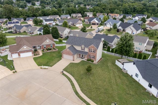 672 Berrywine Lane, Arnold, MO 63010