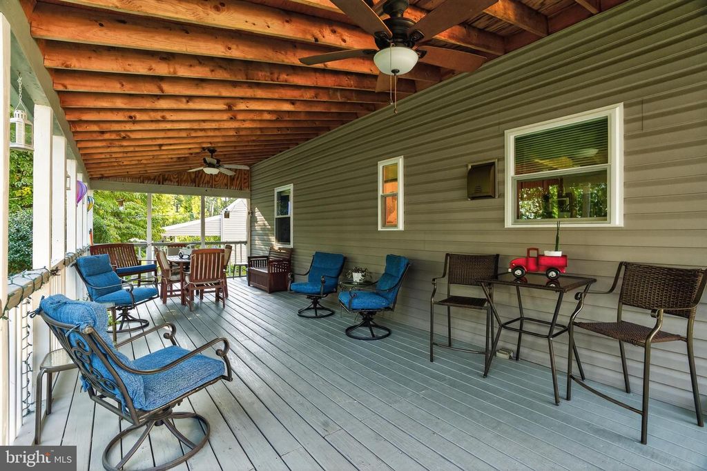 719 BROOKE AVE, Morton, PA 19070
