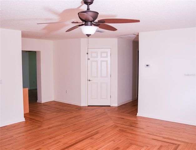 11715 N 51ST STREET, Tampa, FL 33617