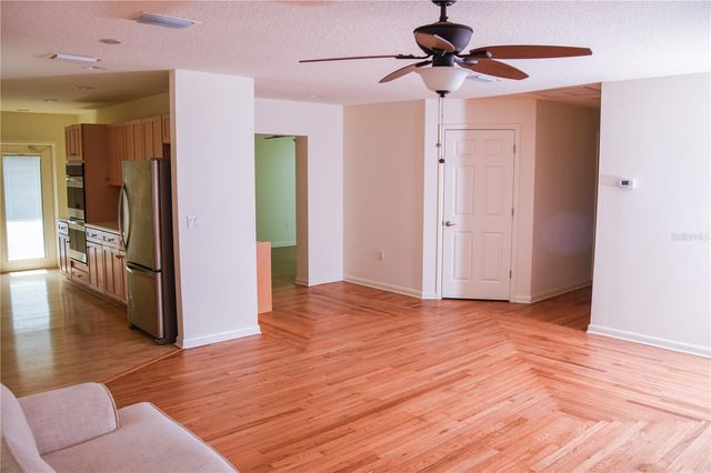 11715 N 51ST STREET, Tampa, FL 33617