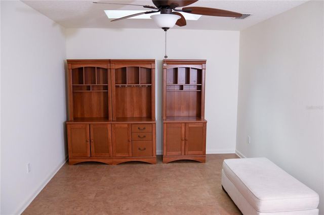11715 N 51ST STREET, Tampa, FL 33617