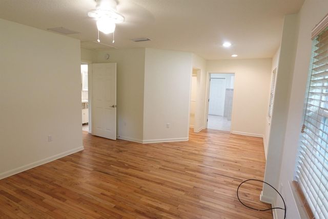 11715 N 51ST STREET, Tampa, FL 33617