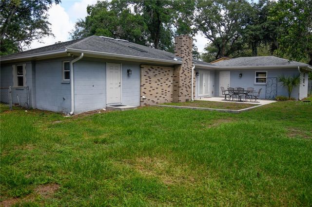 11715 N 51ST STREET, Tampa, FL 33617