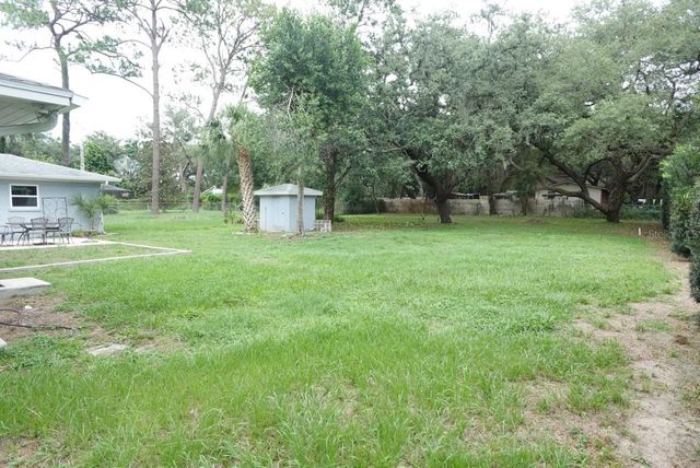 11715 N 51ST STREET, Tampa, FL 33617