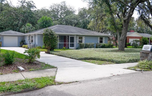 11715 N 51ST STREET, Tampa, FL 33617