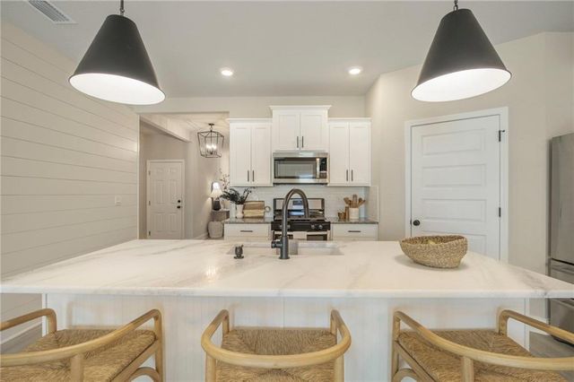 383 Haise Lane, Gulf Shores, AL 36542
