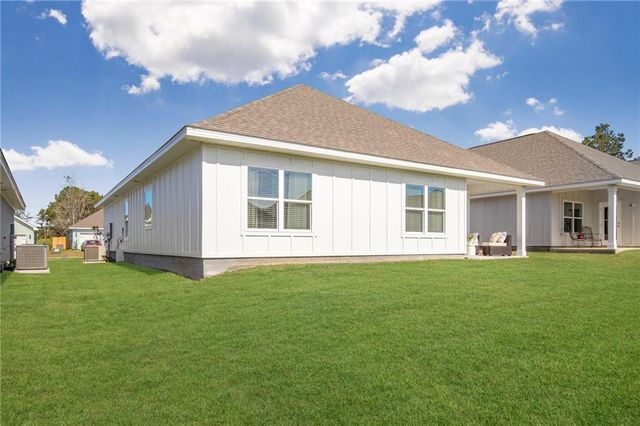 383 Haise Lane, Gulf Shores, AL 36542