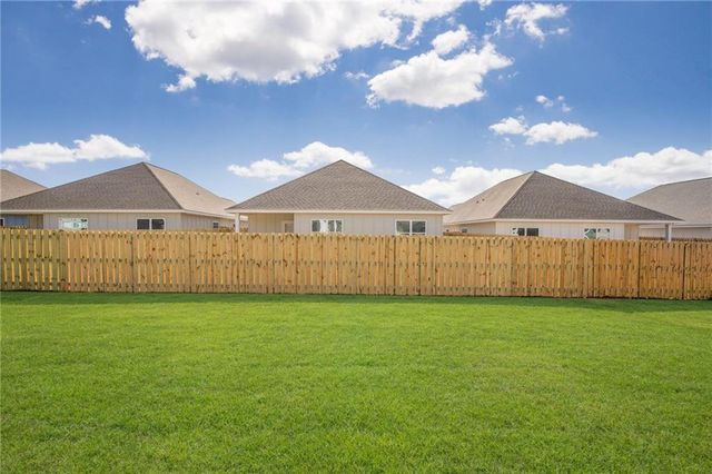 383 Haise Lane, Gulf Shores, AL 36542