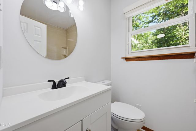 9506 Coachway, Chapel Hill, NC 27516