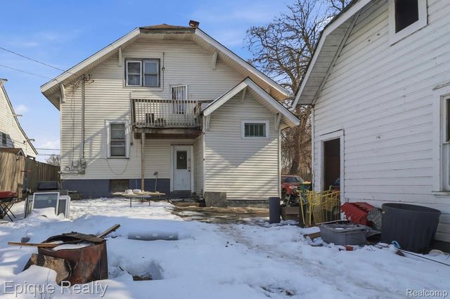 5834 Wayne Road, Romulus, MI 48174