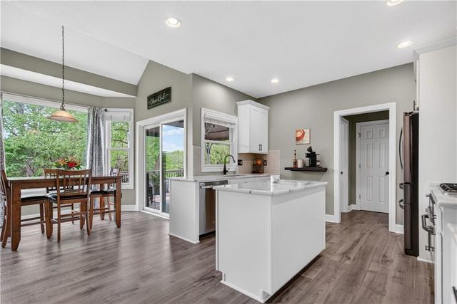 18224 153rd Street, Basehor, KS 66007