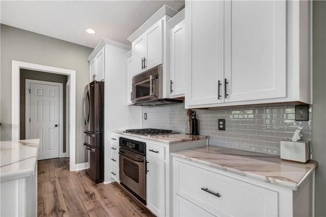 18224 153rd Street, Basehor, KS 66007