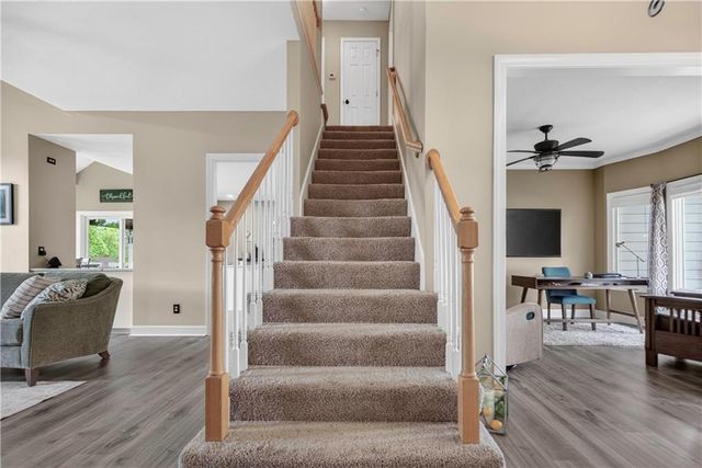 18224 153rd Street, Basehor, KS 66007
